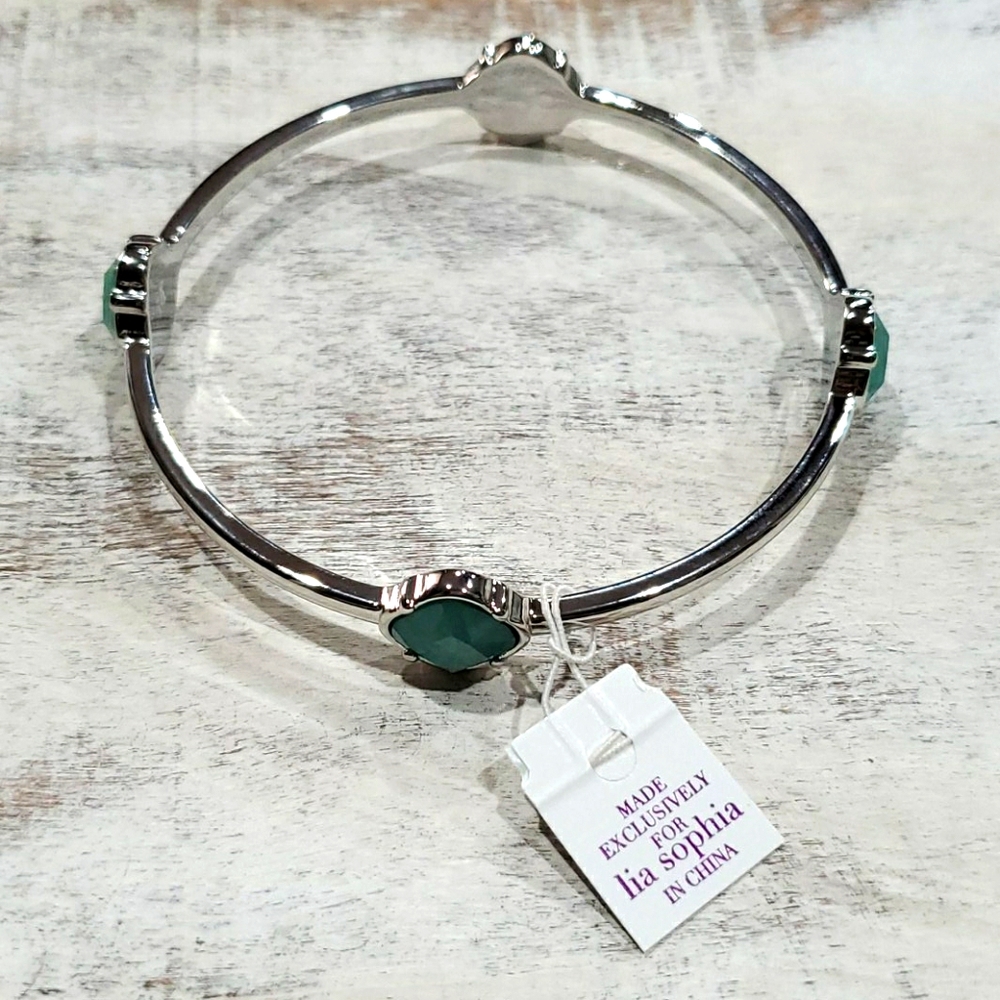 3/$18 Lia Sophia Bracelet with Green Stones Lot 757